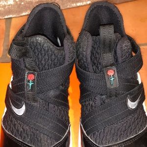 Nike Lebron Soldier XII 2Y